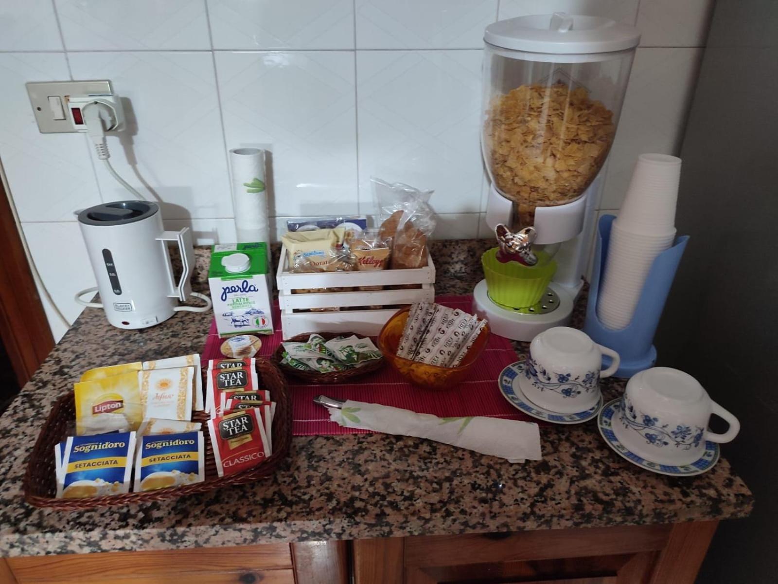 La Casa Di Anna Lejlighed Brindisi Eksteriør billede